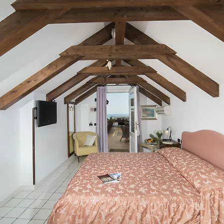 Relais Annalara Hotel 3*